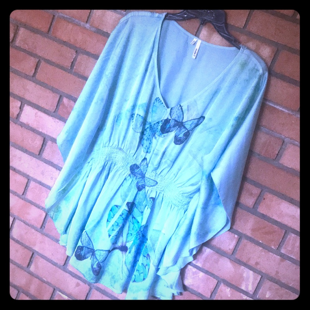 🦋 Gorgeous Flutter Sleeve Top 🦋